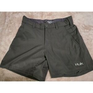 HUK Men's Shorts Small‎ Performance Fabric 6" Stretch Gray